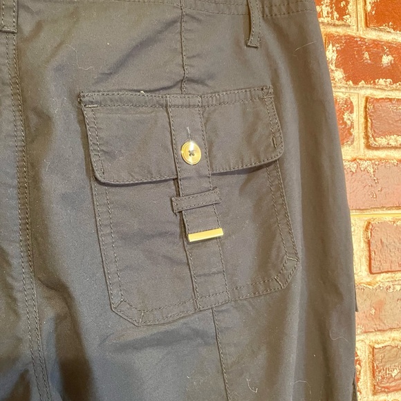 White House Black Market Cropped Ankle Cargo Utility Pants. Women’s 6. - Picture 8 of 14